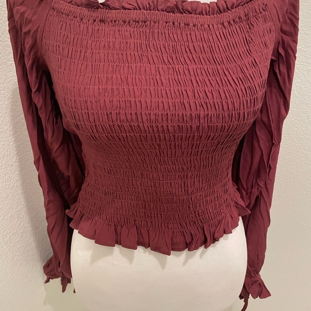 NWT Olivaceous Women’s Red / Burgundy Crop Top Off Shoulder Size L - Picture 8 of 8